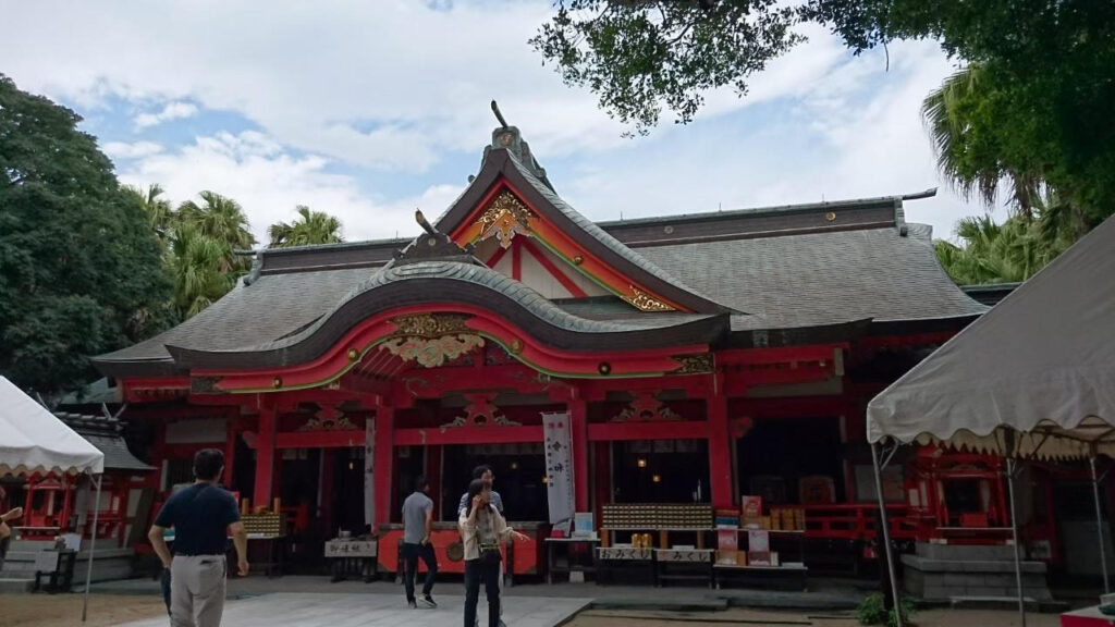 青島神社本殿
