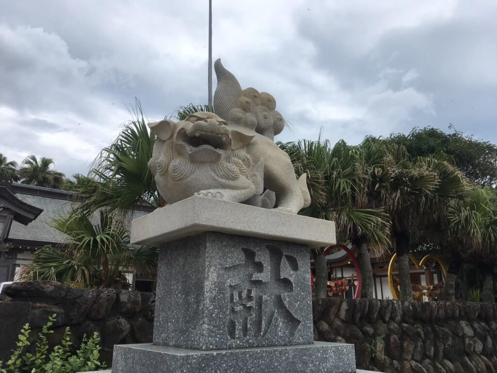 青島神社狛犬